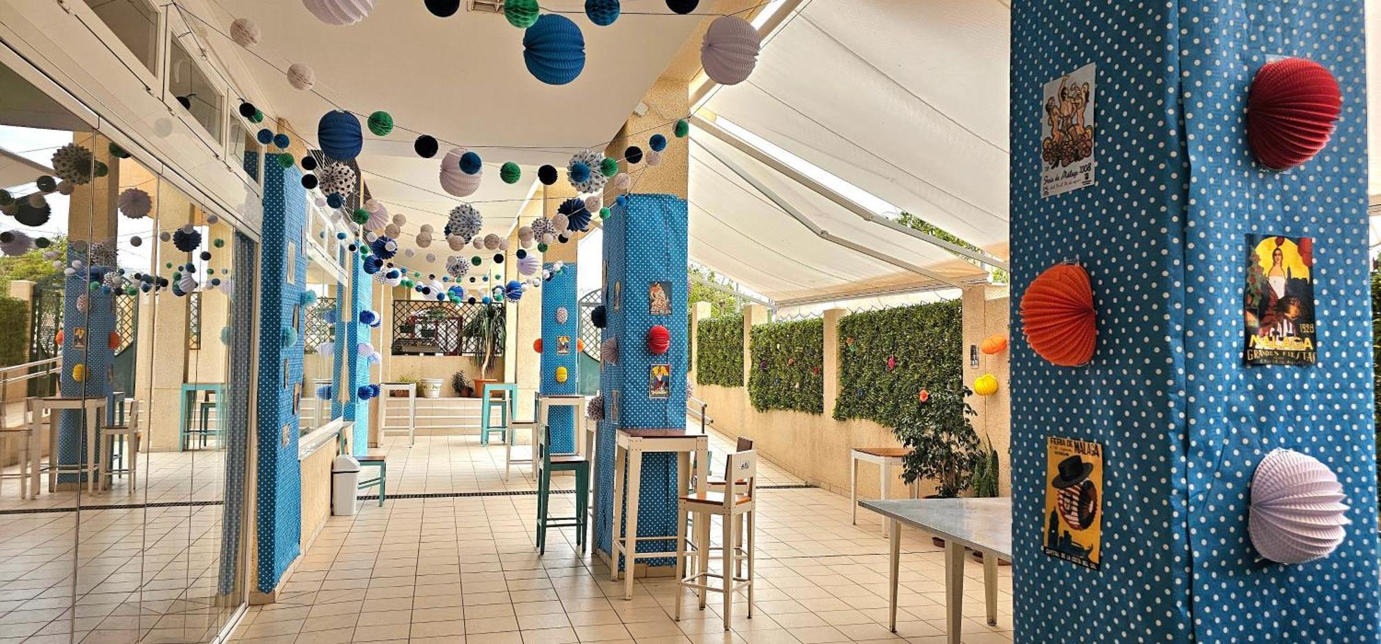 Hostel Residencia Alfil Malaga Exterior photo
